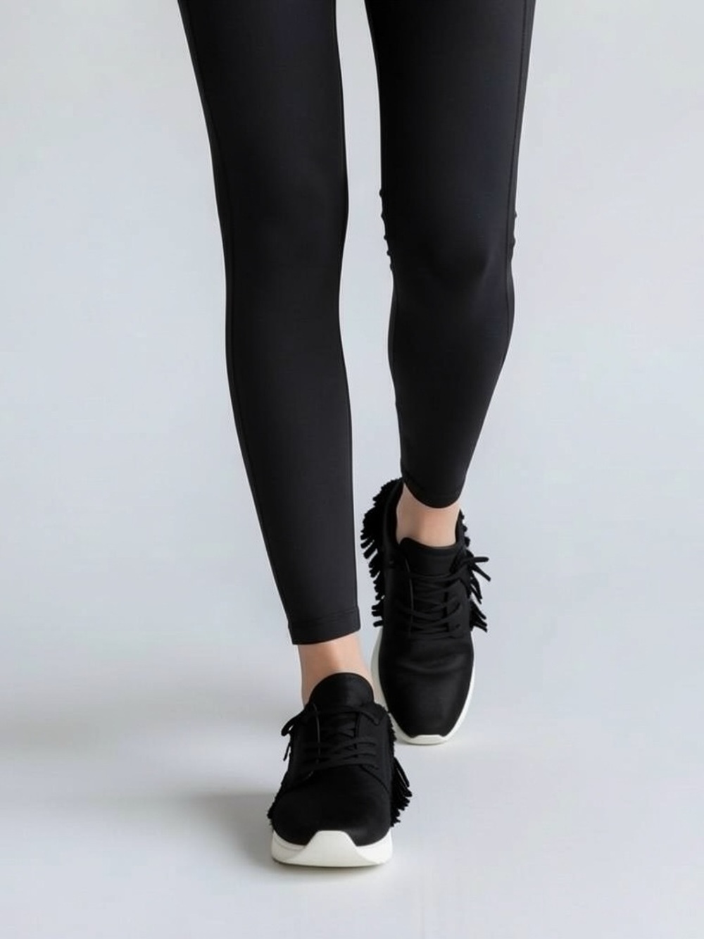 ESSEutESSE new Black Fringe Embossed Snakeskin Leather Lace Sneakers + Box - Picture 17 of 17